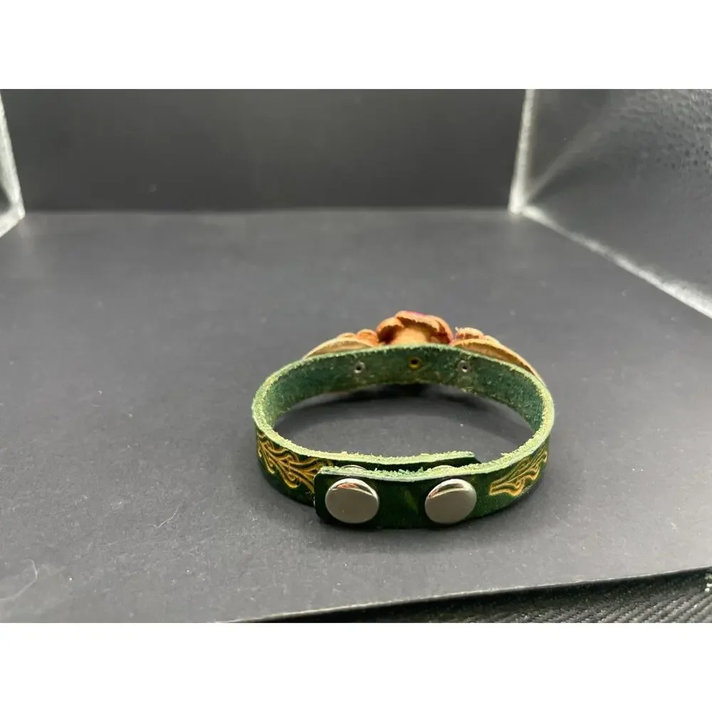 Vintage Guang Tong Signed Bohemian Leather Flower Bracelet With Snap